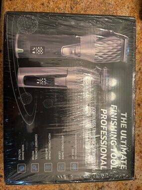 Professional Cordless Men's Trimmer — Metallic Gray